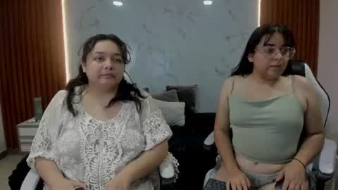 genesis_y_moon online show from 07-06-26, 04:53