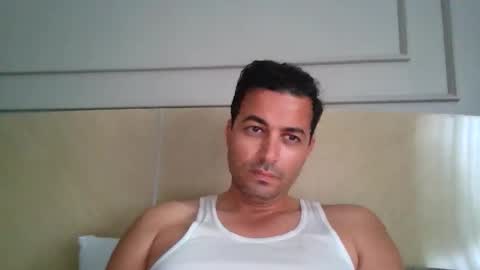 genteldevil online show from 10-30-25, 07:54