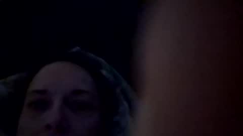 Snapshot of gentleman_and_eve chatting on 02-14-25, 02:12 Gentleman Eve online show from 02-14-25, 02:12