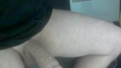 Snapshot of genuinebuddy chatting on 11-11-25, 05:40 genuinebuddy online show from 11-11-25, 05:40