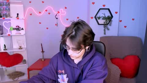 Snapshot of georg_ley chatting on 03-22-26, 10:07 Georg online show from 03-22-26, 10:07