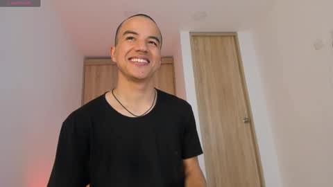 Jorge online show from 04-30-26, 01:45