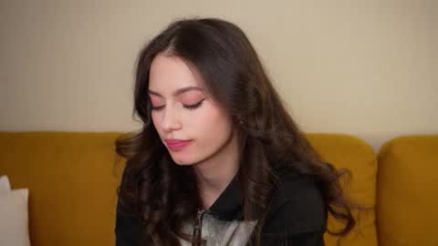 georgiamorandi online show from 12-15-25, 09:13