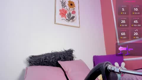 Snapshot of georgina_astor chatting on 06-25-26, 04:23 georgina_astor online show from 06-25-26, 04:23