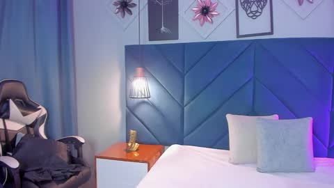 Georgina  online show from 12-19-25, 11:06