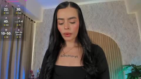 Kendal  online show from 04-28-26, 02:27