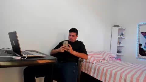 Snapshot of ger_sanm chatting on 05-22-26, 07:08 Sanm online show from 05-22-26, 07:08
