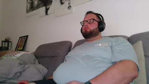 Phil online show from 07-09-26, 01:37