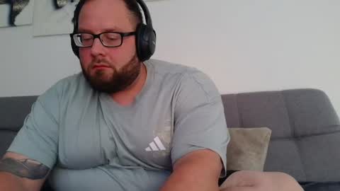 Phil online show from 07-10-26, 08:40