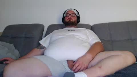 Phil online show from 07-30-26, 04:39