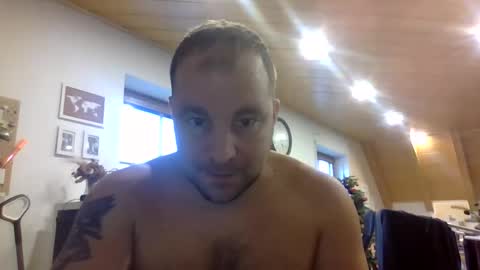 Snapshot of germandick2905 chatting on 12-05-25, 08:23 germandick2905 online show from 12-05-25, 08:23