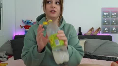 Nadine online show from 12-26-24, 11:03