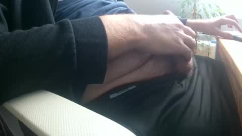 Snapshot of gerpolo87 chatting on 10-17-25, 12:08 Scorceze online show from 10-17-25, 12:08