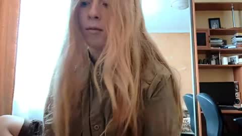 Kate online show from 04-14-26, 03:34