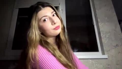 Snapshot of gertudewinfough chatting on 12-05-25, 04:14 Diana online show from 12-05-25, 04:14