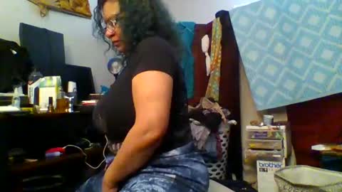 Snapshot of gertykeiner chatting on 01-24-25, 06:04 aka BonedFilth online show from 01-24-25, 06:04