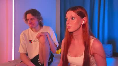 Liz and Mark online show from 06-12-26, 11:57