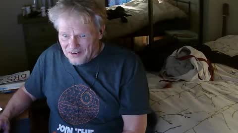 Snapshot of gethyn chatting on 02-19-25, 08:44 Gethyn online show from 02-19-25, 08:44