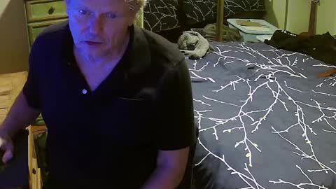 Snapshot of gethyn chatting on 02-24-25, 04:38 Gethyn online show from 02-24-25, 04:38