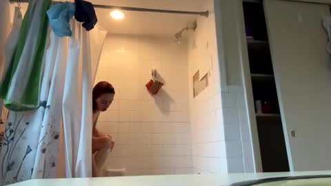 gggpixieprincess99 online show from 01-09-26, 07:26