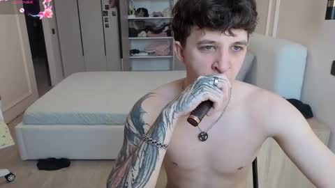 Ester and Ri online show from 04-25-26, 01:41