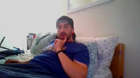Snapshot of ghomps88 chatting on 07-21-26, 08:16 Gee online show from 07-21-26, 08:16