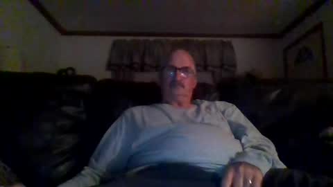 ghost2534 online show from 08-08-26, 01:41