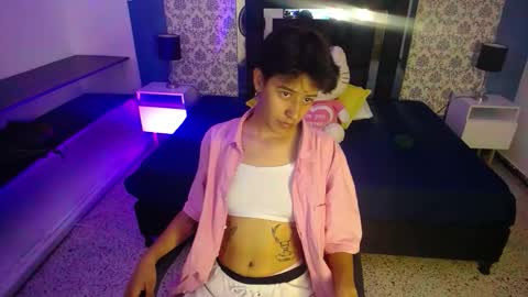 Snapshot of ghost__girl_ chatting on 09-24-25, 07:39 Your Girl online show from 09-24-25, 07:39