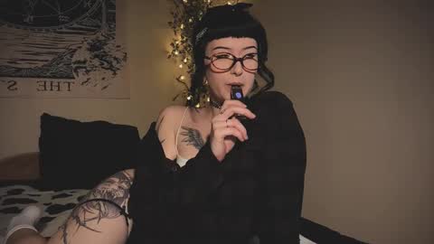 ghoticspectre online show from 02-05-26, 04:55