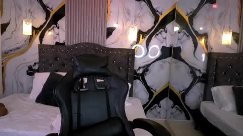 Snapshot of gia_cutee chatting on 06-04-26, 03:12 Gia online show from 06-04-26, 03:12