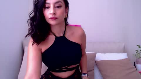 Gia Ferh online show from 10-11-25, 05:55