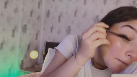 Gia online show from 09-10-25, 12:38