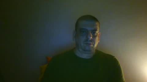 Snapshot of giaco1982 chatting on 09-21-25, 04:14 samuel online show from 09-21-25, 04:14