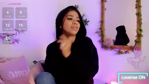 Gia  online show from 09-28-25, 11:59