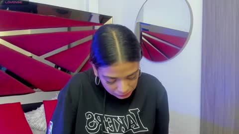 Gia  online show from 07-20-26, 12:47