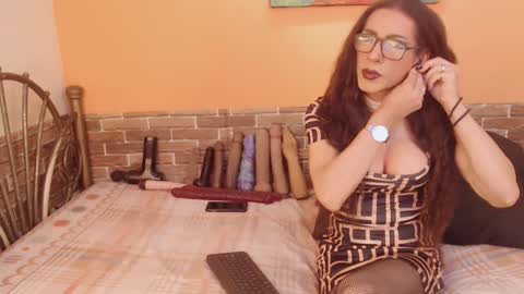 Snapshot of gianina_cd chatting on 01-17-25, 01:36 Gianina online show from 01-17-25, 01:36