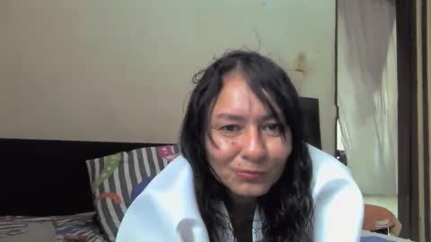 Snapshot of gianna165909 chatting on 12-13-24, 04:49 gianna165909 online show from 12-13-24, 04:49