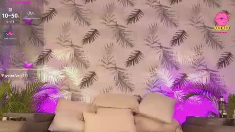 Snapshot of giannadeluca_ chatting on 06-19-26, 11:52 catalina online show from 06-19-26, 11:52