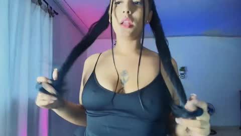 Snapshot of giannaroberts chatting on 11-04-25, 12:04 Giana Roberts online show from 11-04-25, 12:04