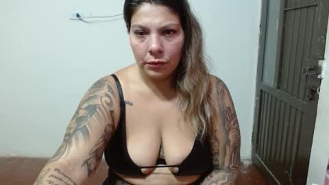 Gianna.. online show from 11-30-25, 06:06