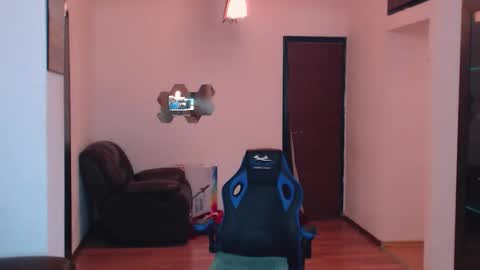 Gianni online show from 12-20-25, 12:23