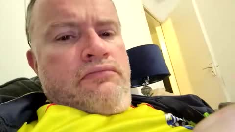 giddyup2222222 online show from 11-18-25, 12:49