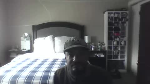 Gifted online show from 10-12-25, 04:39