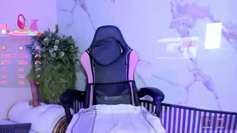 Gigi  online show from 04-25-26, 10:18