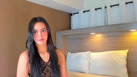 gigi wilden online show from 12-05-25, 02:25