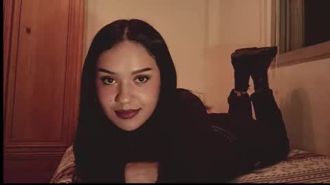 Gigi independet model P online show from 03-07-26, 07:00