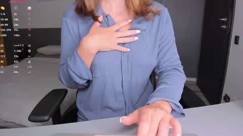gigihadd online show from 06-20-26, 05:38