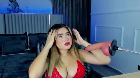 Gigi Doll online show from 02-28-25, 11:36