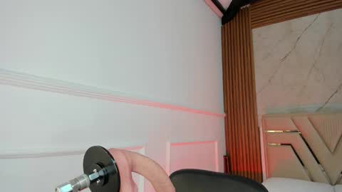 Gigi Doll online show from 03-25-26, 11:38