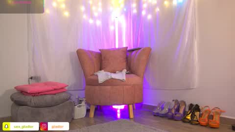 GiiaDior online show from 11-14-25, 12:26